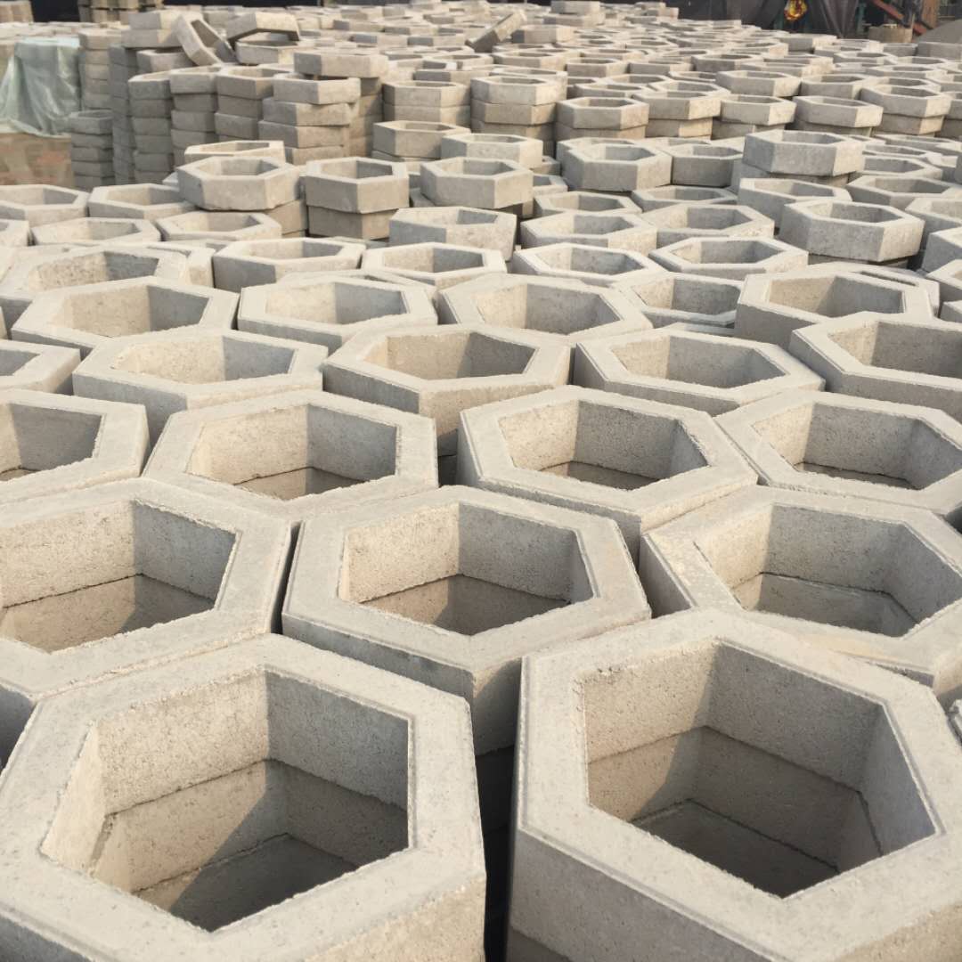 鋪透水磚一平方人工費 鋪透水磚一平方人工費